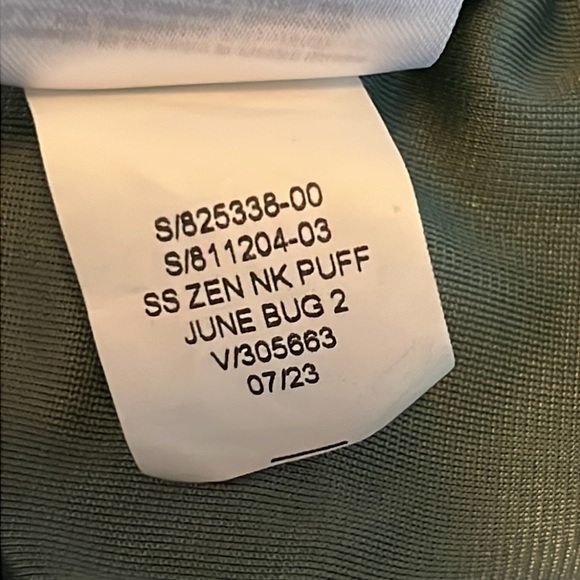 GAP Puff Sleeve Green Crushed Velvet V-Neck Top Size M - Picture 5 of 5